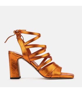 SANDALIA TIRAS PIEL METALIZADA NARANJA - GENOVEVA