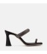 Sandalia joya de raso color negro. Tira de pedrería. Tacón de 9 cm