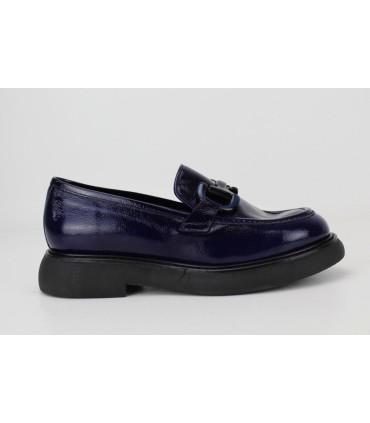 MOCASÍN DE CHAROL AZUL - JOHANNA