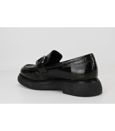 MOCASÍN DE CHAROL NEGRO - JULISSA