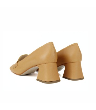 SALÓN CASUAL EN PIEL -  NAIRA