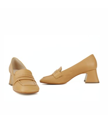 SALÓN CASUAL EN PIEL -  NAIRA