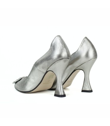 SALÓN ELEGANTE CON JOYA AL TONO - NEILA