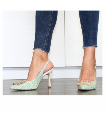 SALON DESTALONADO EN TEJIDO CHANEL - LANA