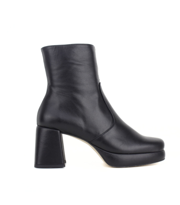 BOTÍN PIEL NEGRO CON PLATAFORMA | TACÓN 6,5 CM |  OLUCHI