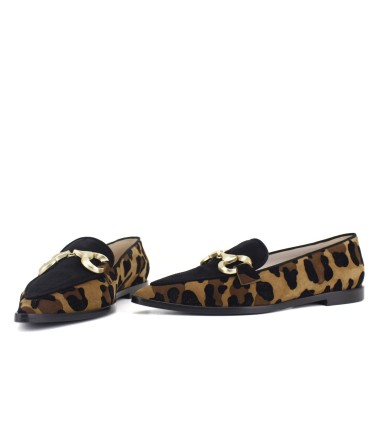 MOCASINES ANIMAL PRINT CON ADORNO | OLAIA