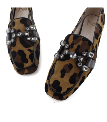 MOCASINES ANIMAL PRINT CON JOYA| OLINDA