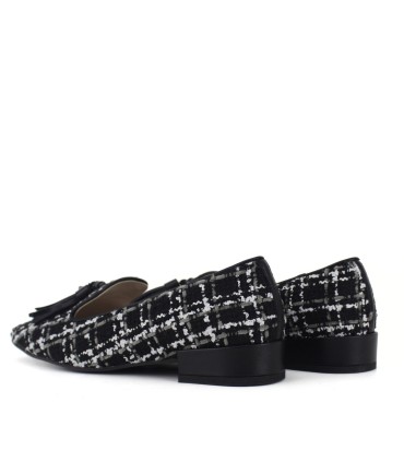 MOCASINES TEJIDO NEGRO CON ADORNO | OMAIRA