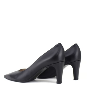 SALON DE PIEL NEGRO | TACÓN 7 CM | PAOLA
